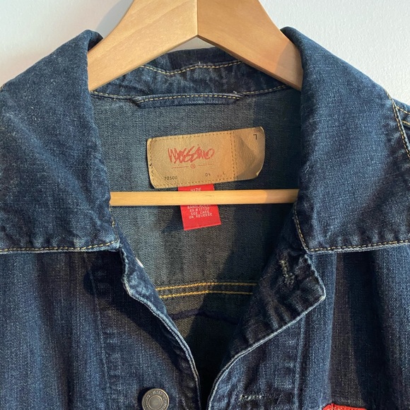 Mossimo Jean jacket with large colorful patch - Picture 4 of 8